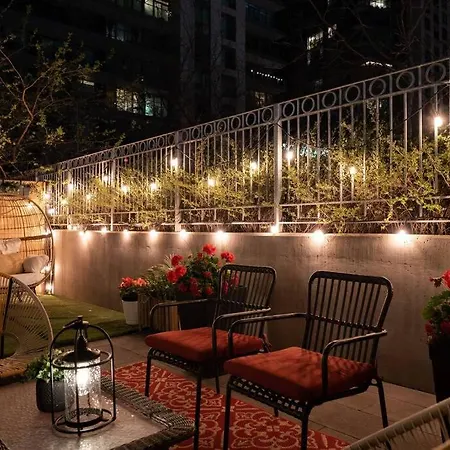 Luxury Suite With Private Terrace Downtown Toronto